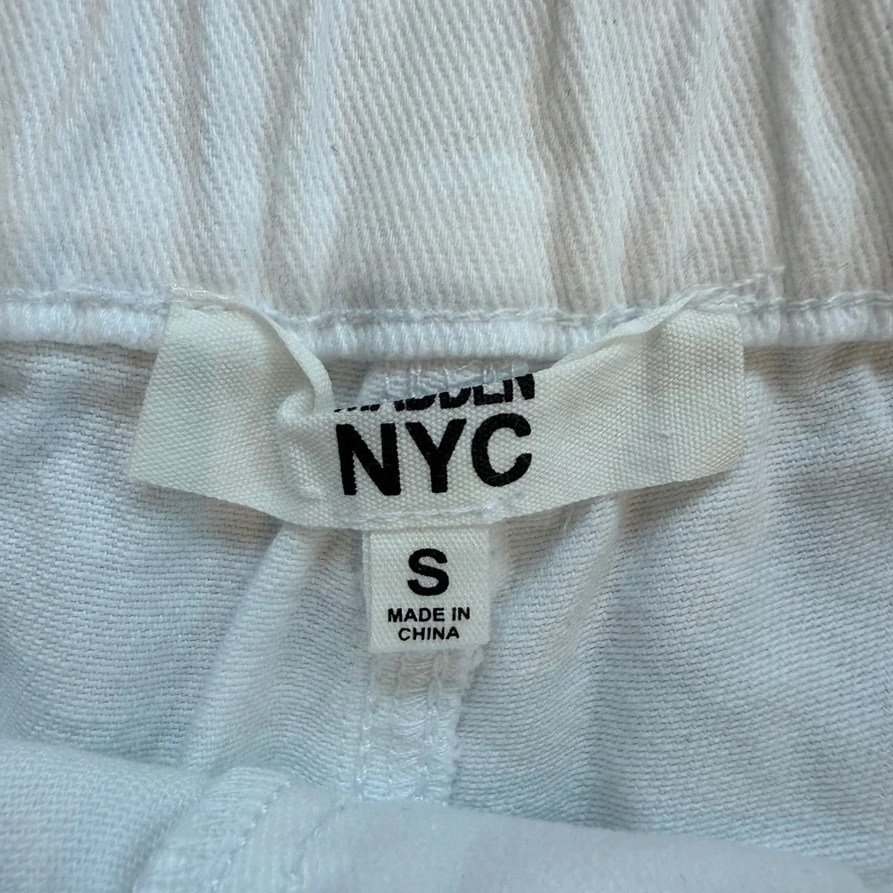 Madden NYC Womens High Rise Crochet Lace Hem Denim Shorts White Distressed Small - Picture 3 of 8